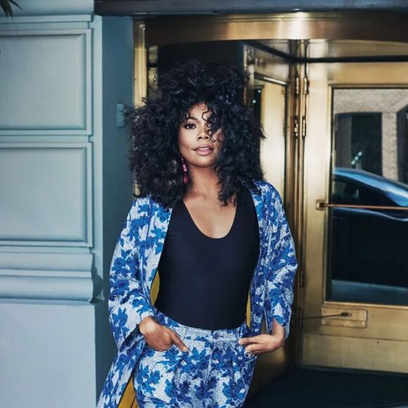 NY & COMPANY STRETCH LADIES PAISLEY BLOUSE W/CONTRASTING COLLAR/CUFFS - Picture 5 of 16